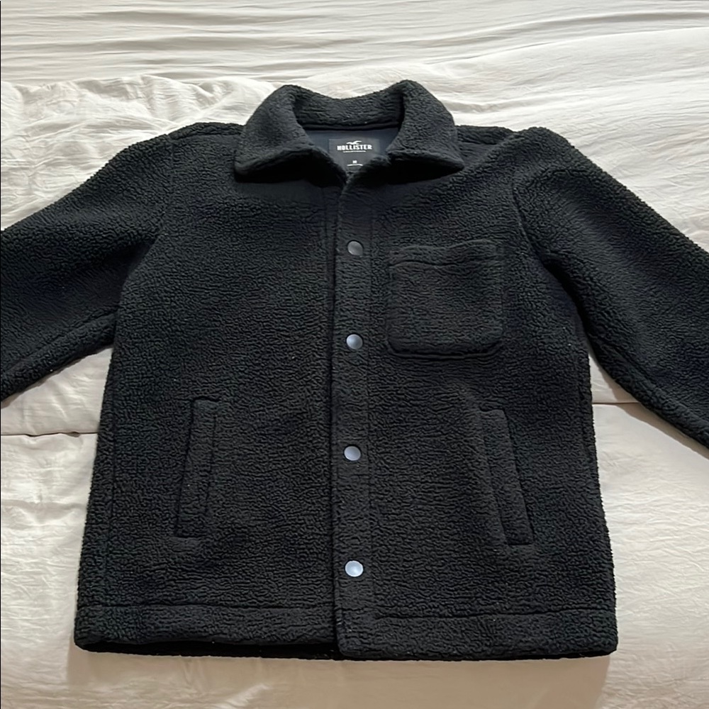 Hollister Black Lightweight Sherpa Jacket 2022